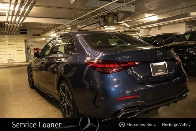 Mercedes-Benz C-Class 2026 photo 5