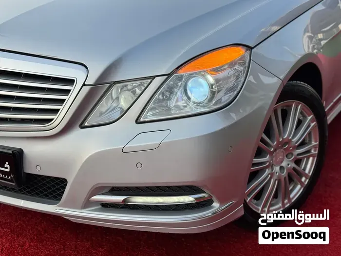 Mercedes-Benz E-Class 2011 photo 4