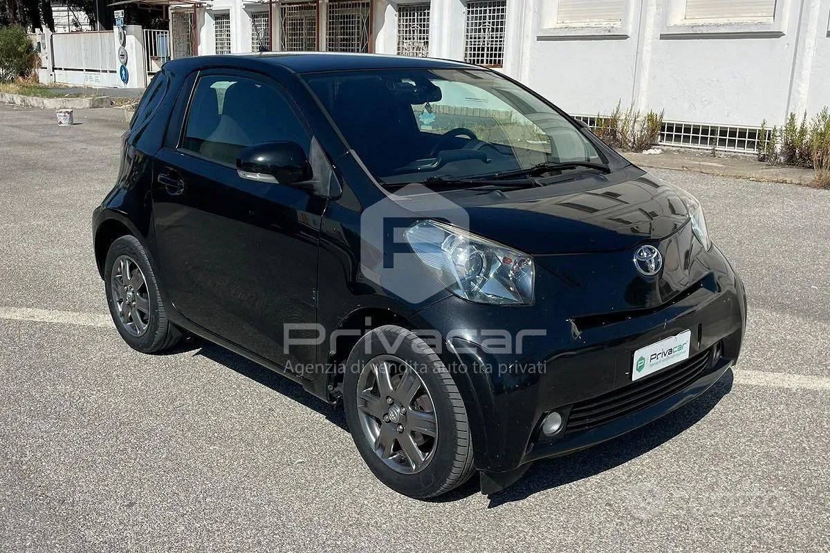 Toyota Iq 2009 photo 2