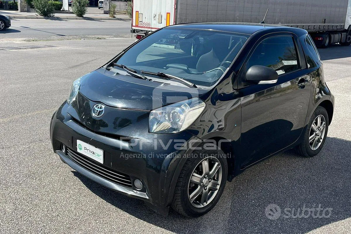 Toyota Iq