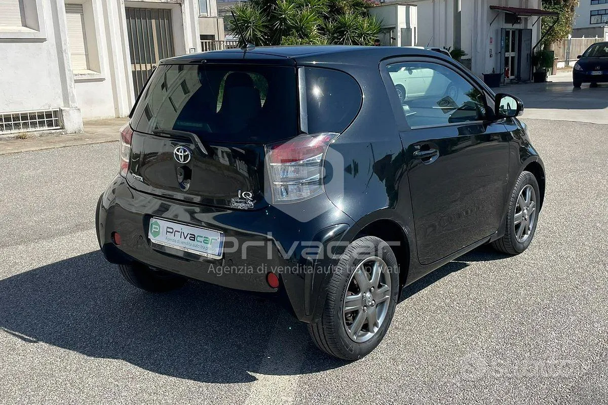 Toyota Iq 2009 photo 4