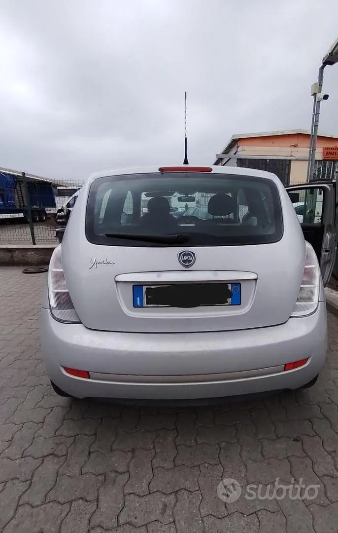 Lancia Ypsilon 2009 photo 2
