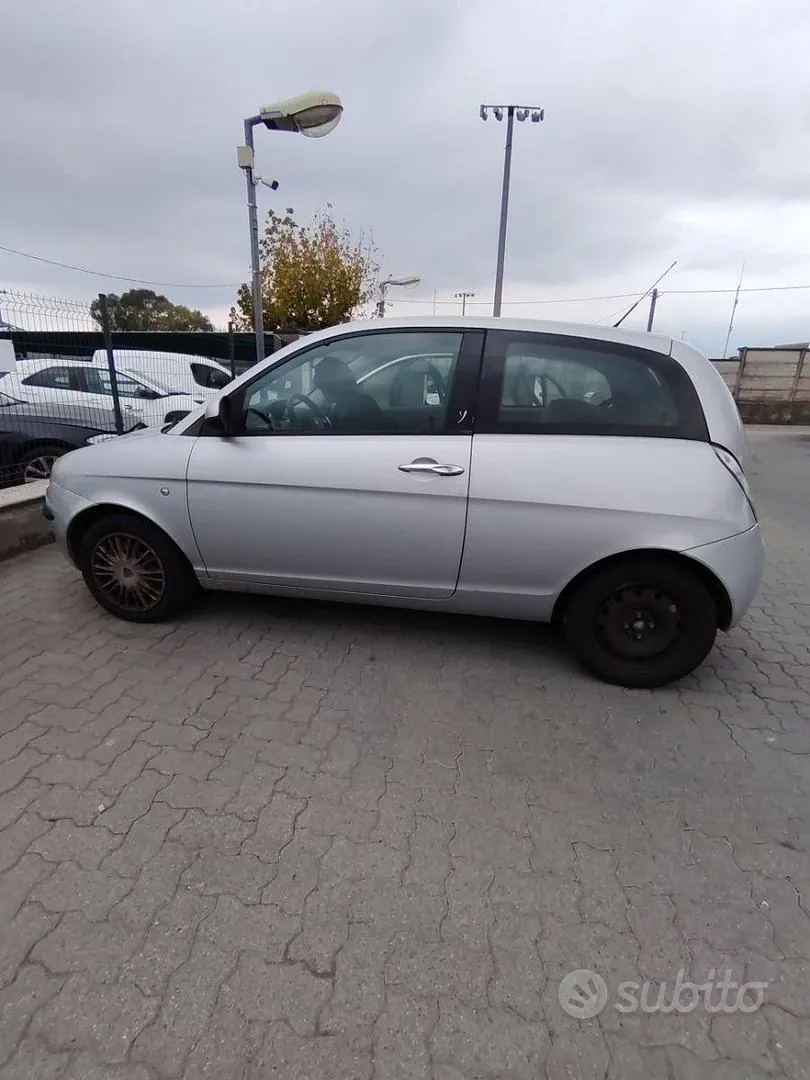 Lancia Ypsilon 2009 photo 4