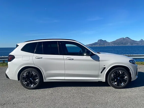 BMW Ix3 2022 photo 2