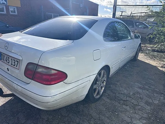 Mercedes-Benz Clk320 1997 photo 5