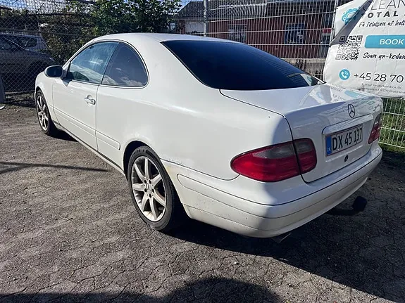 Mercedes-Benz Clk320 1997 photo 3