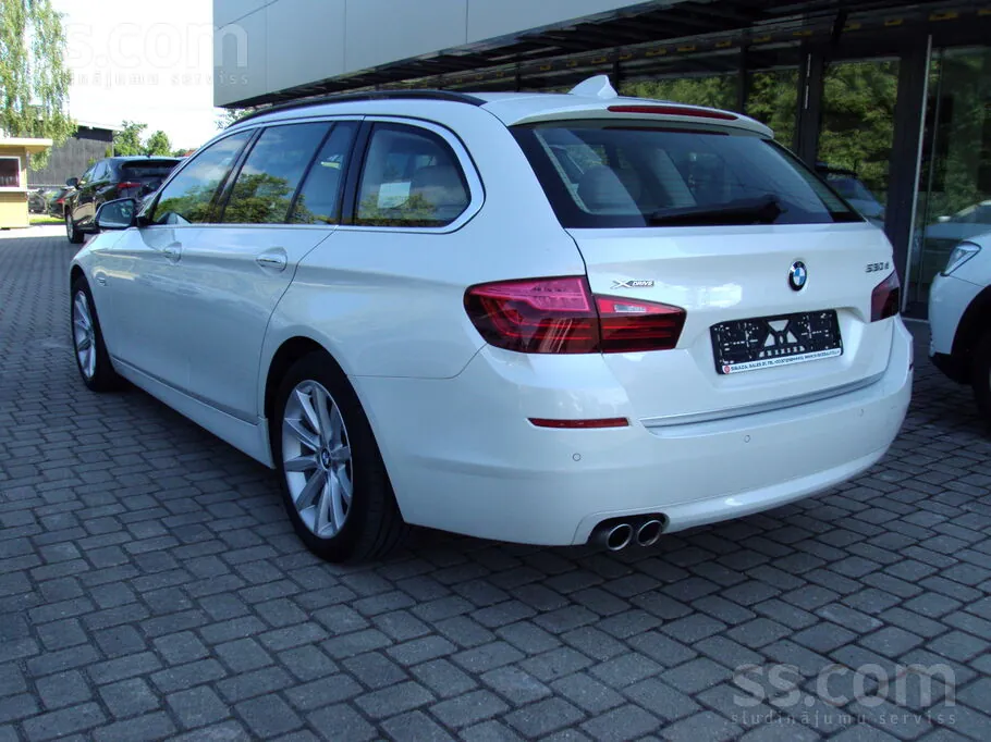 BMW 530 2014 photo 4
