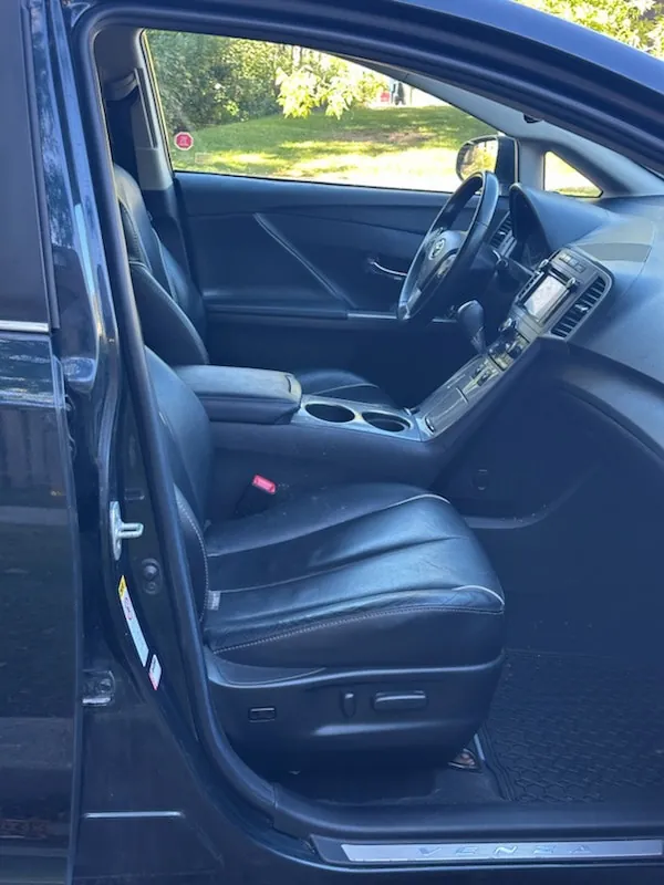 Toyota Venza 2014 photo 5