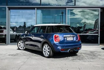Mini Cooper S 2015 photo 4