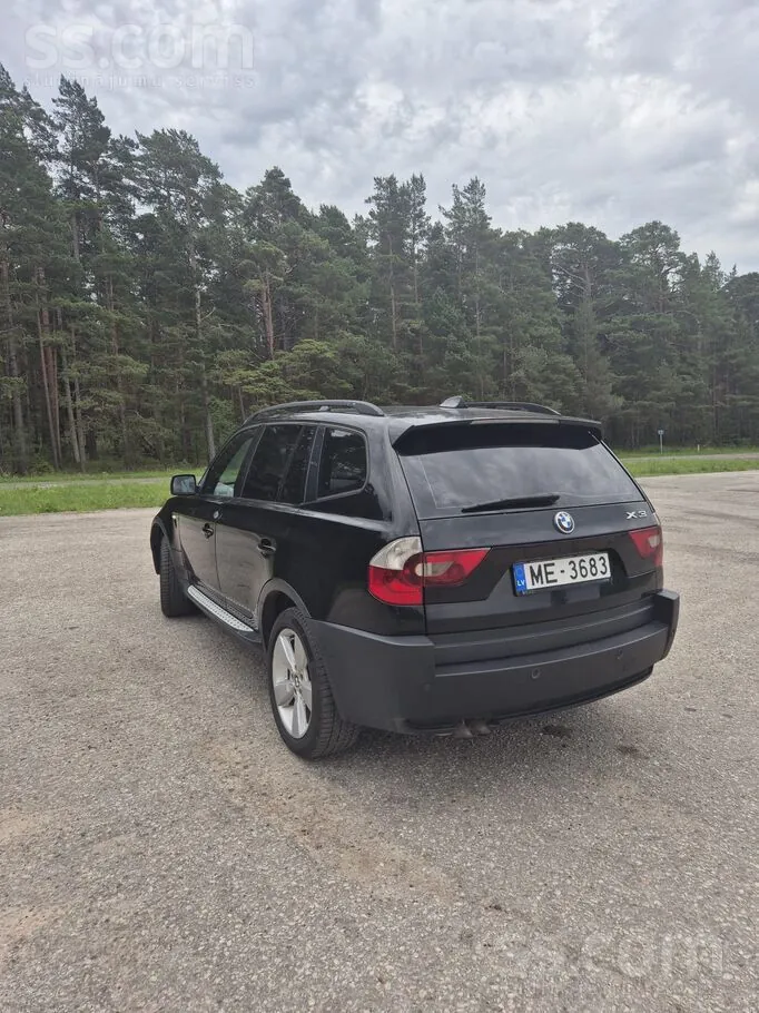 BMW X3 2004 photo 2