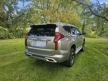 Mitsubishi Pajero Sport 2026 photo 4