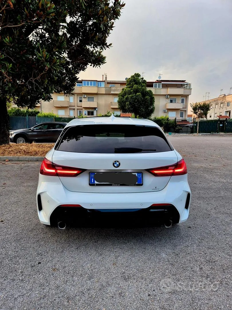 BMW 1 Series 2021 photo 3