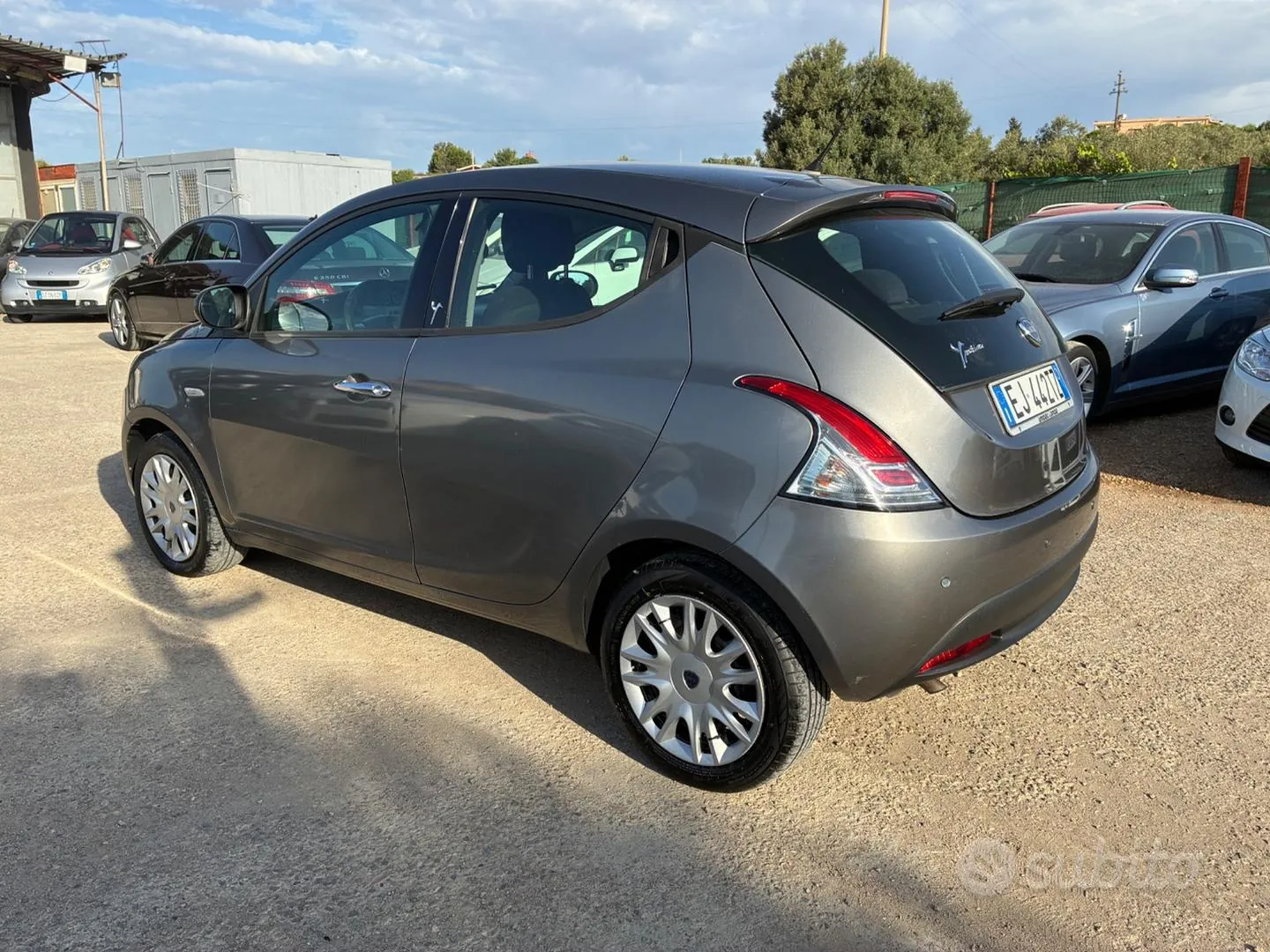 Lancia Ypsilon 2011 photo 4