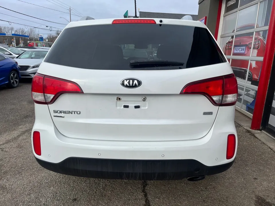 Kia Sorento 2015 photo 5