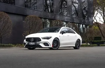 Mercedes-Benz Cla 45 2026 photo 2