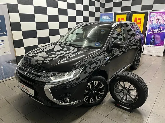 Mitsubishi Outlander 2016 photo 2