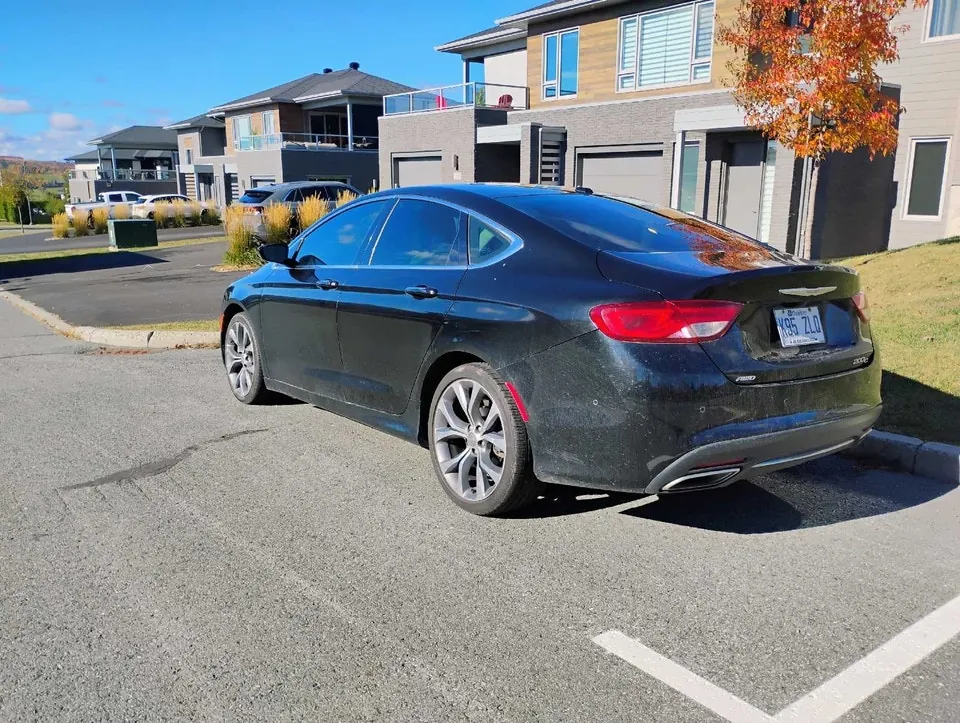 Chrysler 200C 2015 photo 5