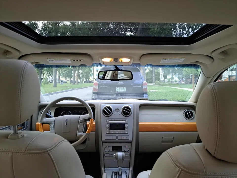 Lincoln Mkz