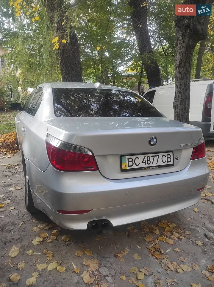 BMW 5 Series 2005 photo 4
