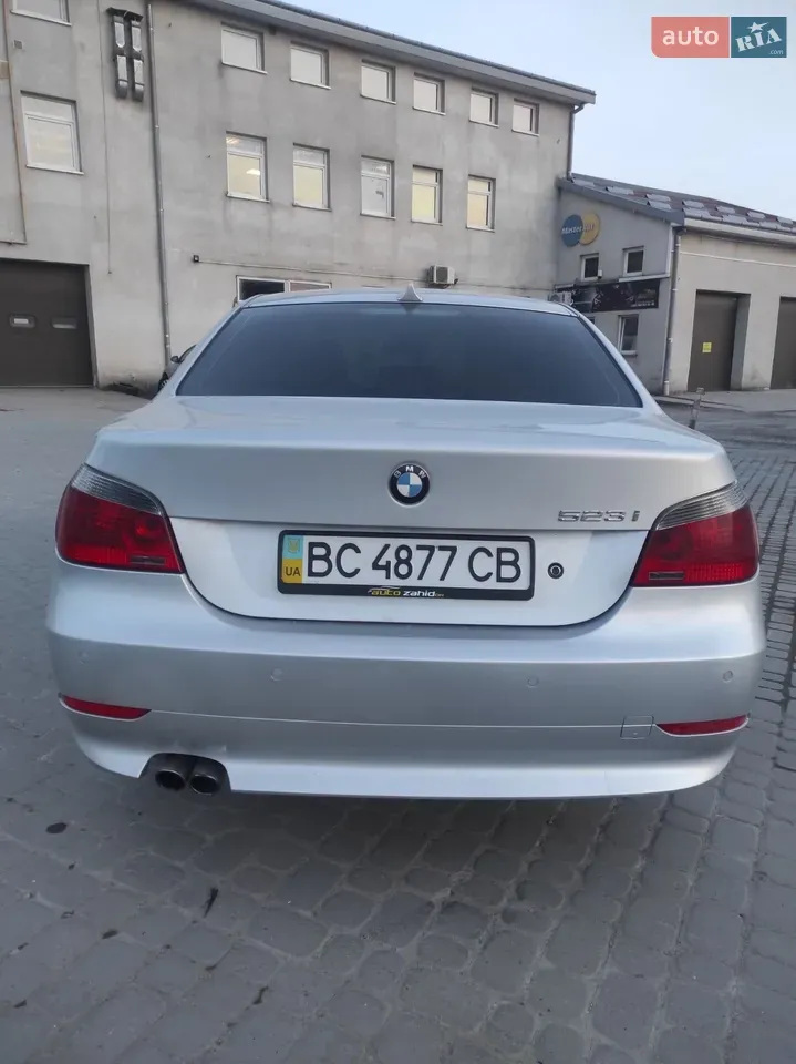 BMW 5 Series 2005 photo 5