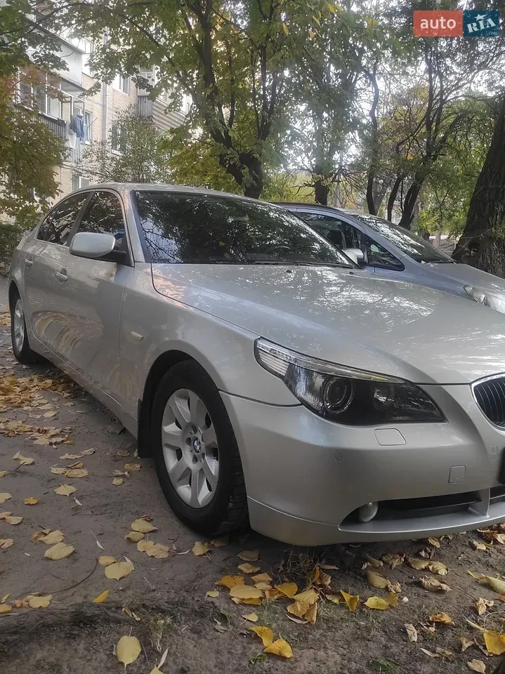 BMW 5 Series 2005 photo 3