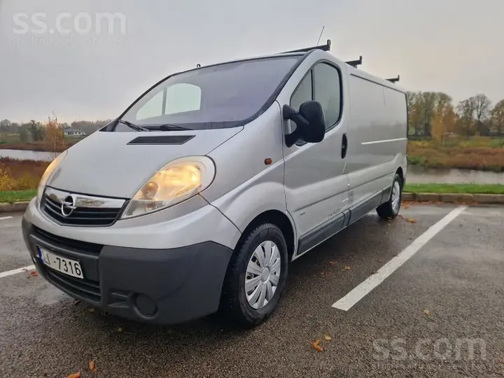 Opel Vivaro 2009 photo 3