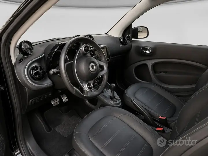 Smart Fortwo 2017 photo 3