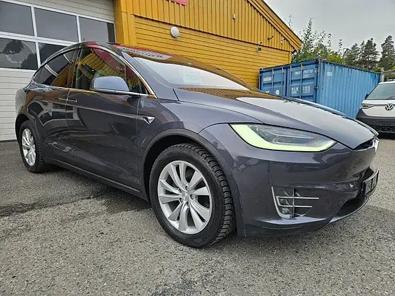 Tesla Model X 2020 photo 3
