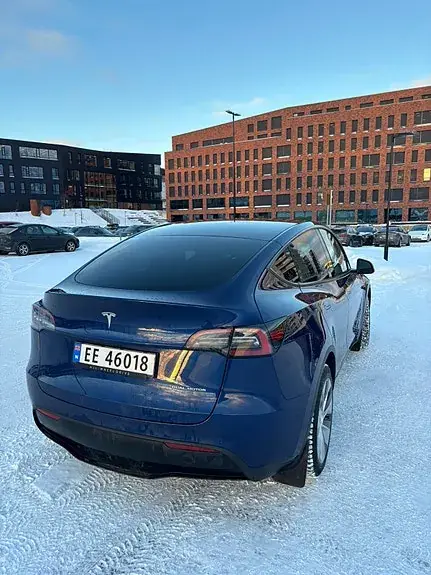 Tesla Model Y 2022 photo 5