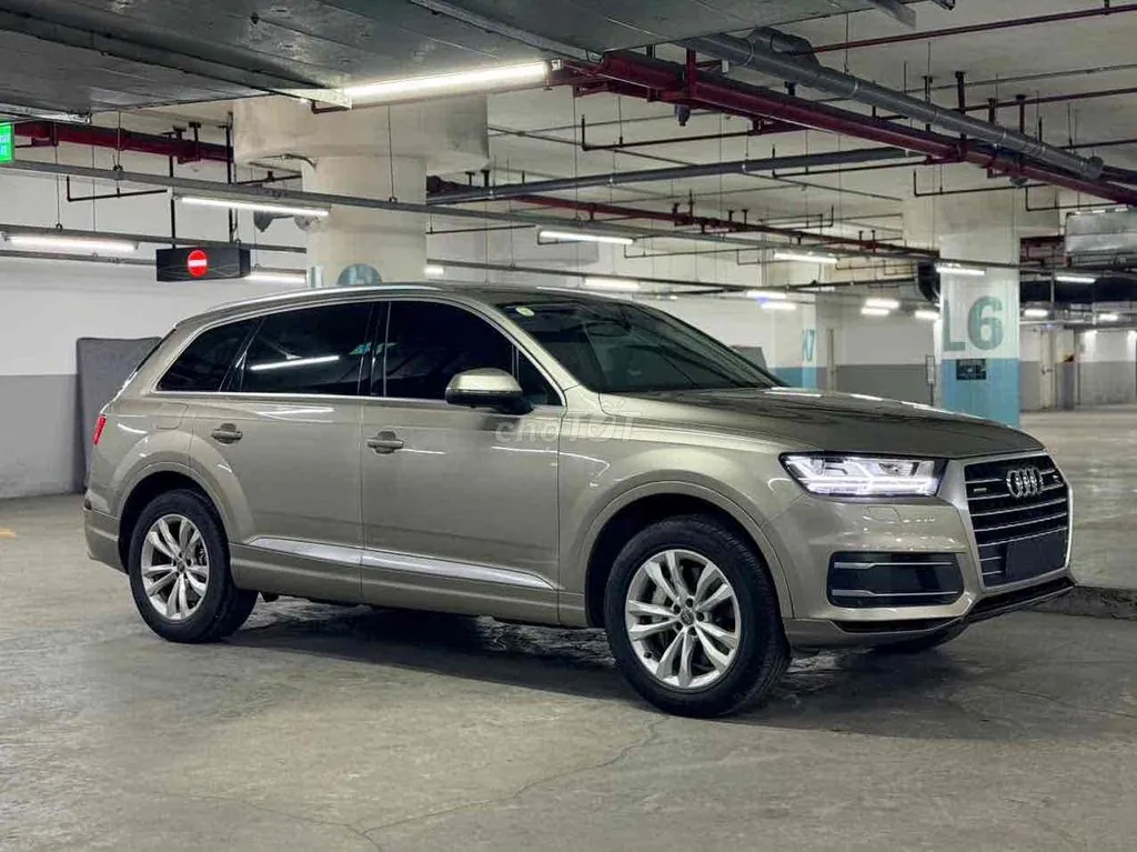 Audi Q7 2016 photo 2