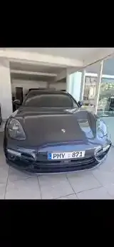 Porsche Panamera 2019 photo 2