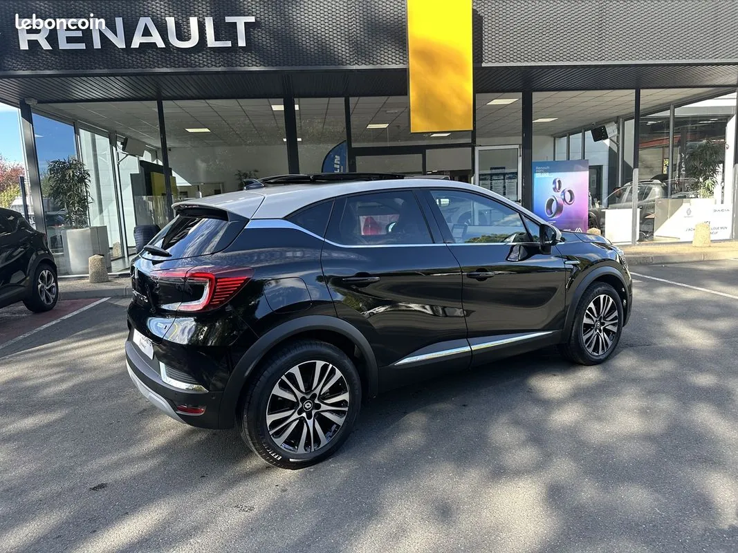 Renault Captur 2022 photo 2