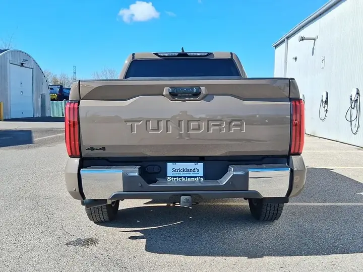 Toyota Tundra 2026 photo 3
