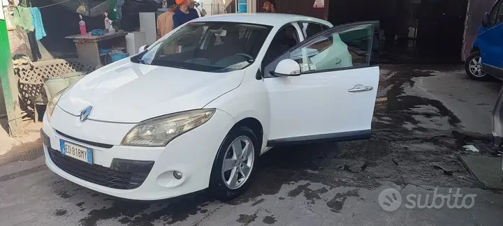 Renault Megane 2010 photo 3