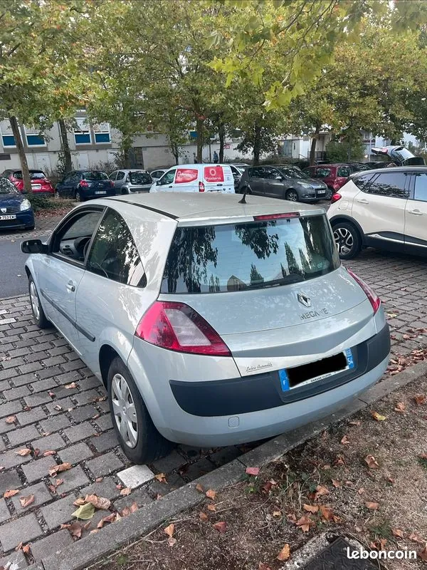 Renault Megane 2004 photo 2