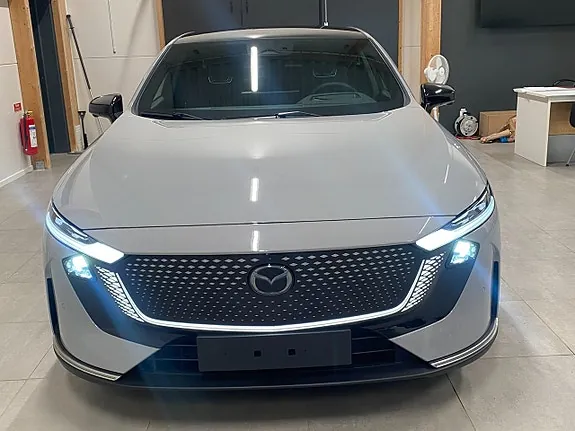 Mazda 6E 2026 photo 2