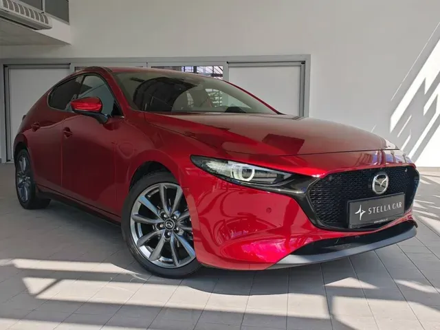 Mazda 3 2022 photo 2