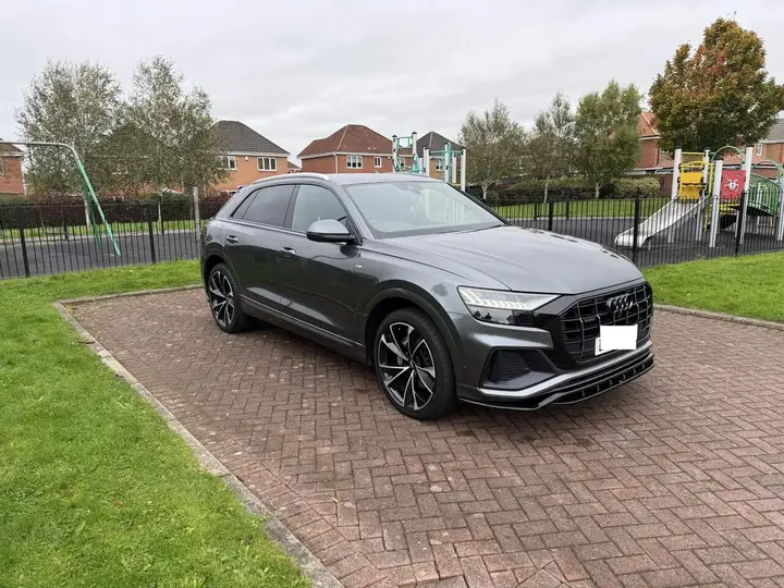Audi Q8