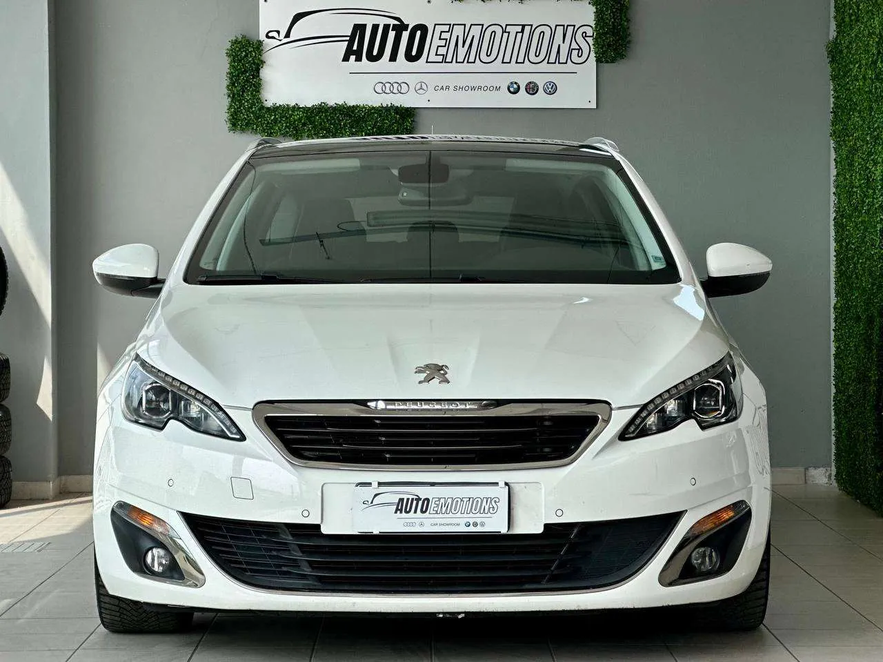 Peugeot 308 2016 photo 2