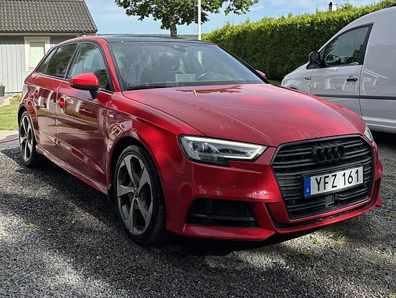 Audi A3 2017 photo 2