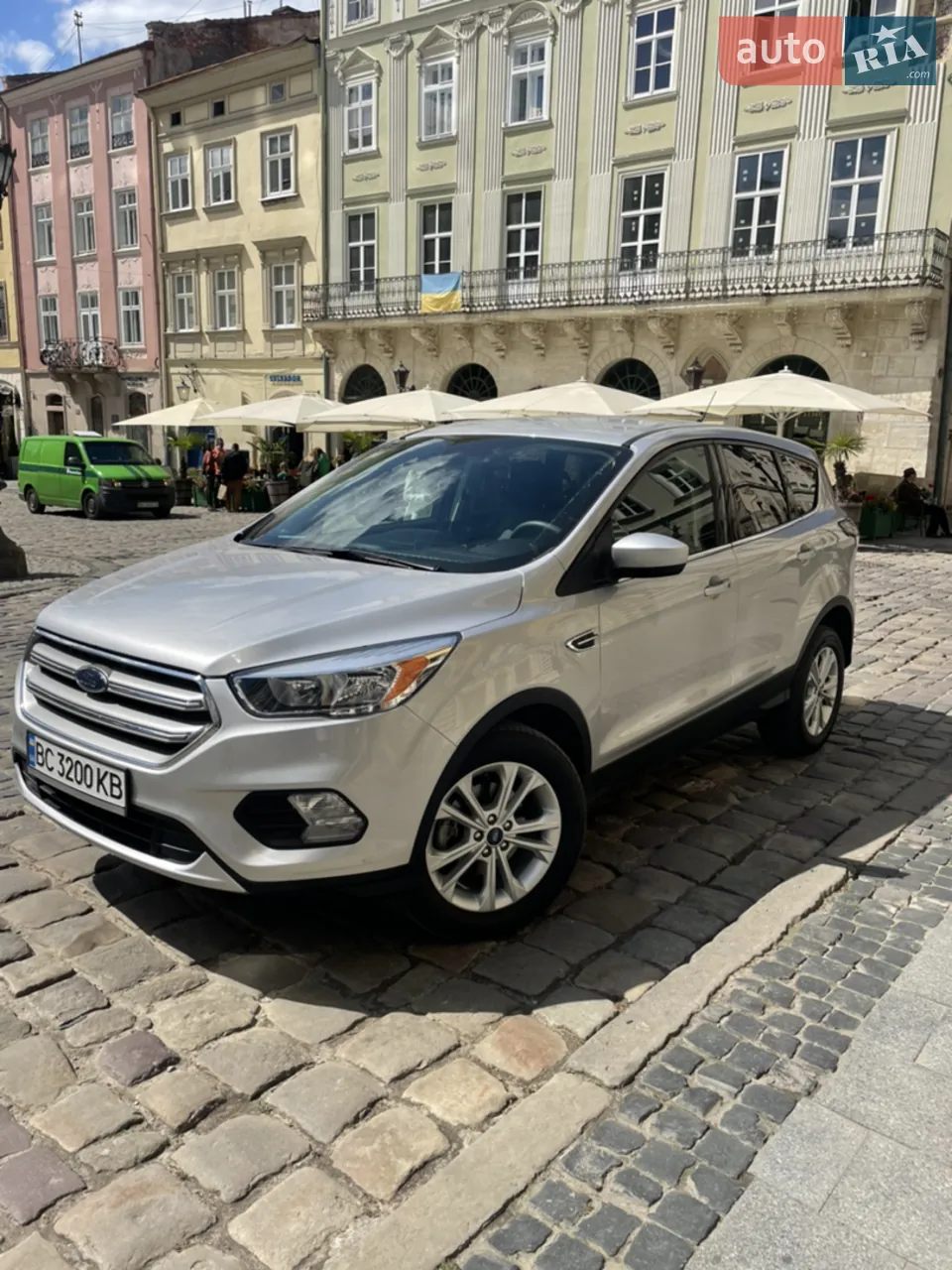 Ford Escape 2019 photo 2
