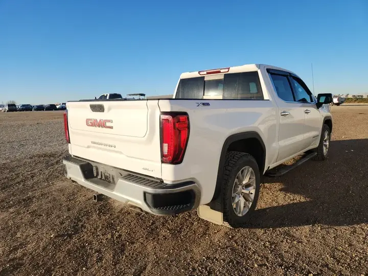 GMC Sierra 1500 2022 photo 3