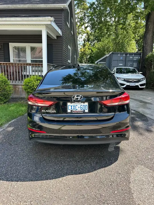 Hyundai Elantra 2018 photo 2