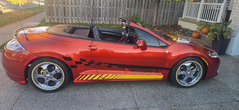 Mitsubishi Eclipse 2007 photo 2