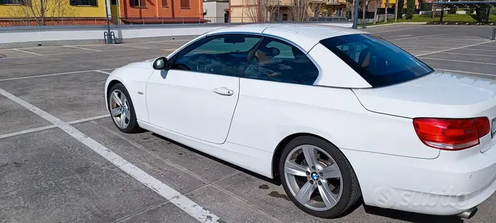 BMW 320D 2008 photo 3