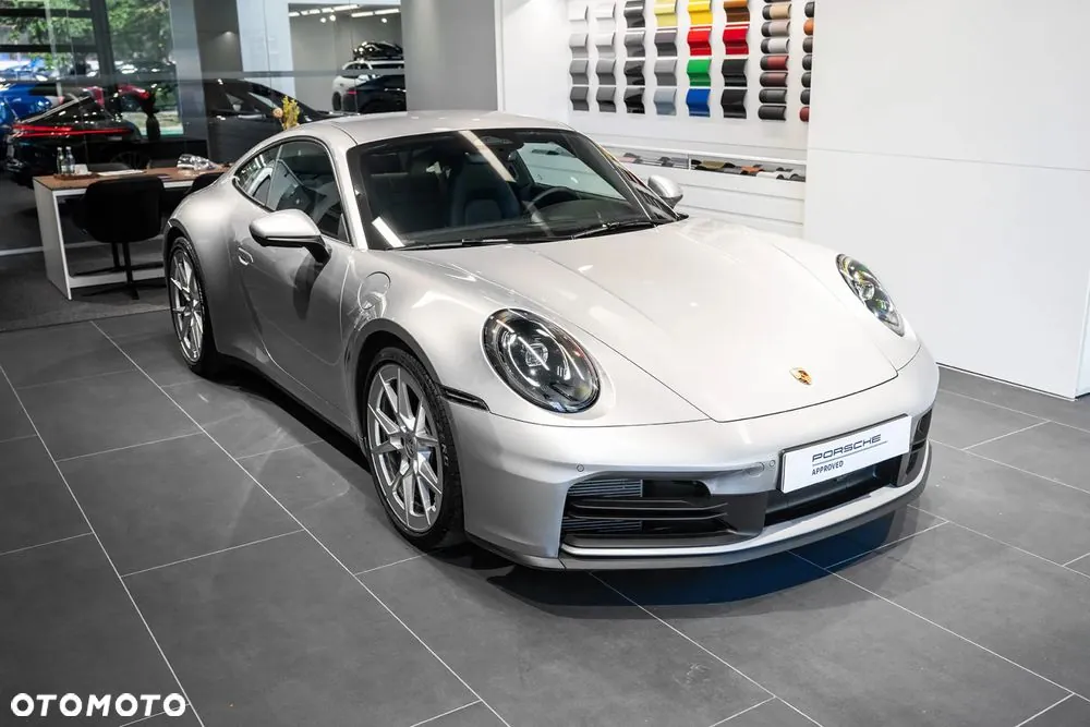 Porsche 911 Carrera 2026 photo 2