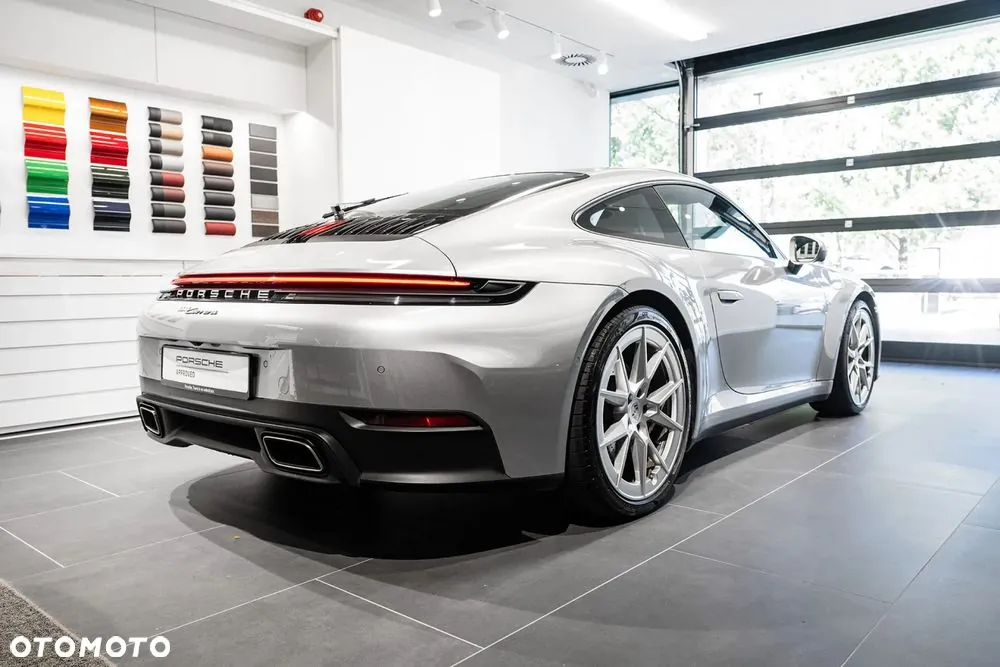 Porsche 911 Carrera 2026 photo 5
