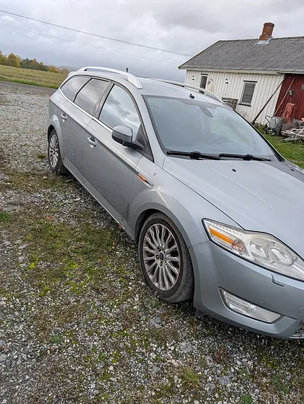 Ford Mondeo 2010 photo 2