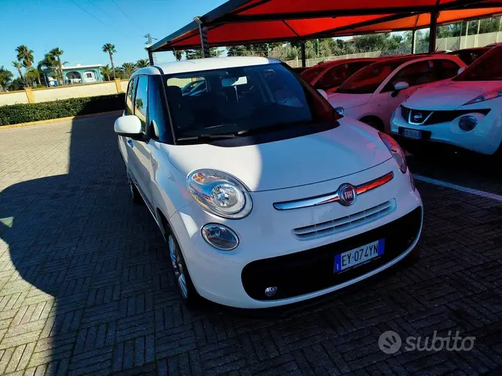 Fiat 500L 2015 photo 2