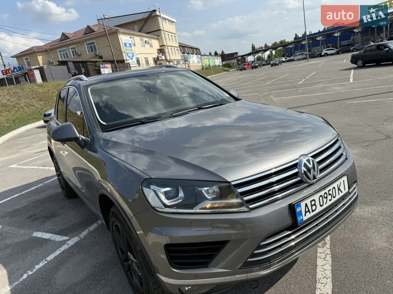 Volkswagen Touareg 2017 photo 2